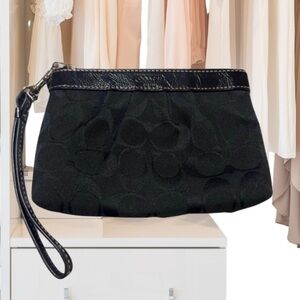 Coach signature wristlet pouch clutch wallet, black, red interior lining.